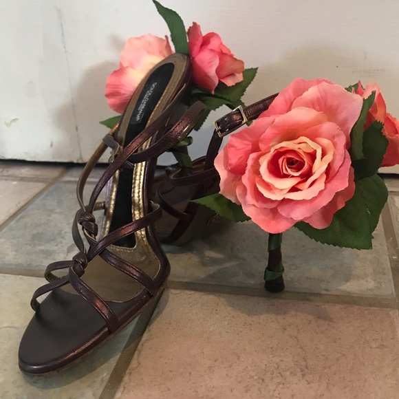 dolce and gabbana flower heels